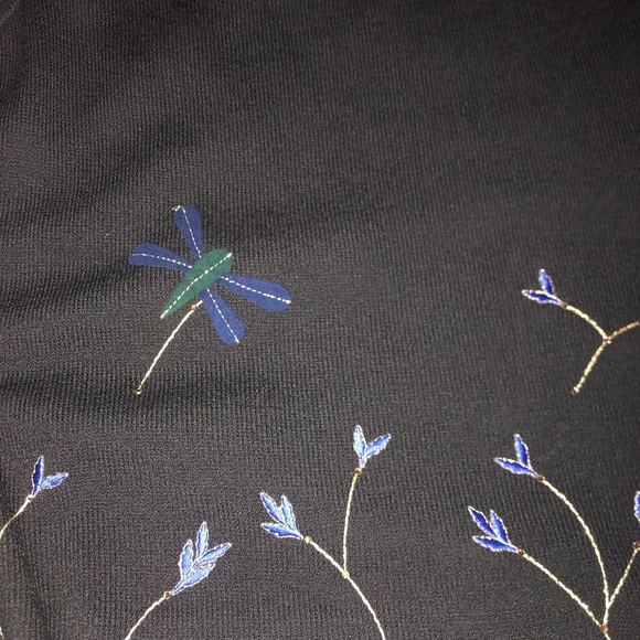 St.John Black Sleeveless Top. Medium - Picture 2 of 3